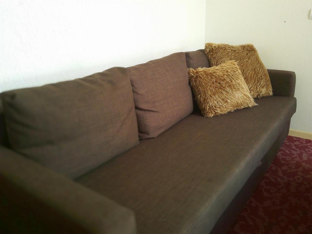 Room image 4